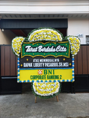 Papan Bunga Duka di Utara