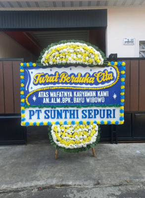 Papan Bunga Duka di Utara